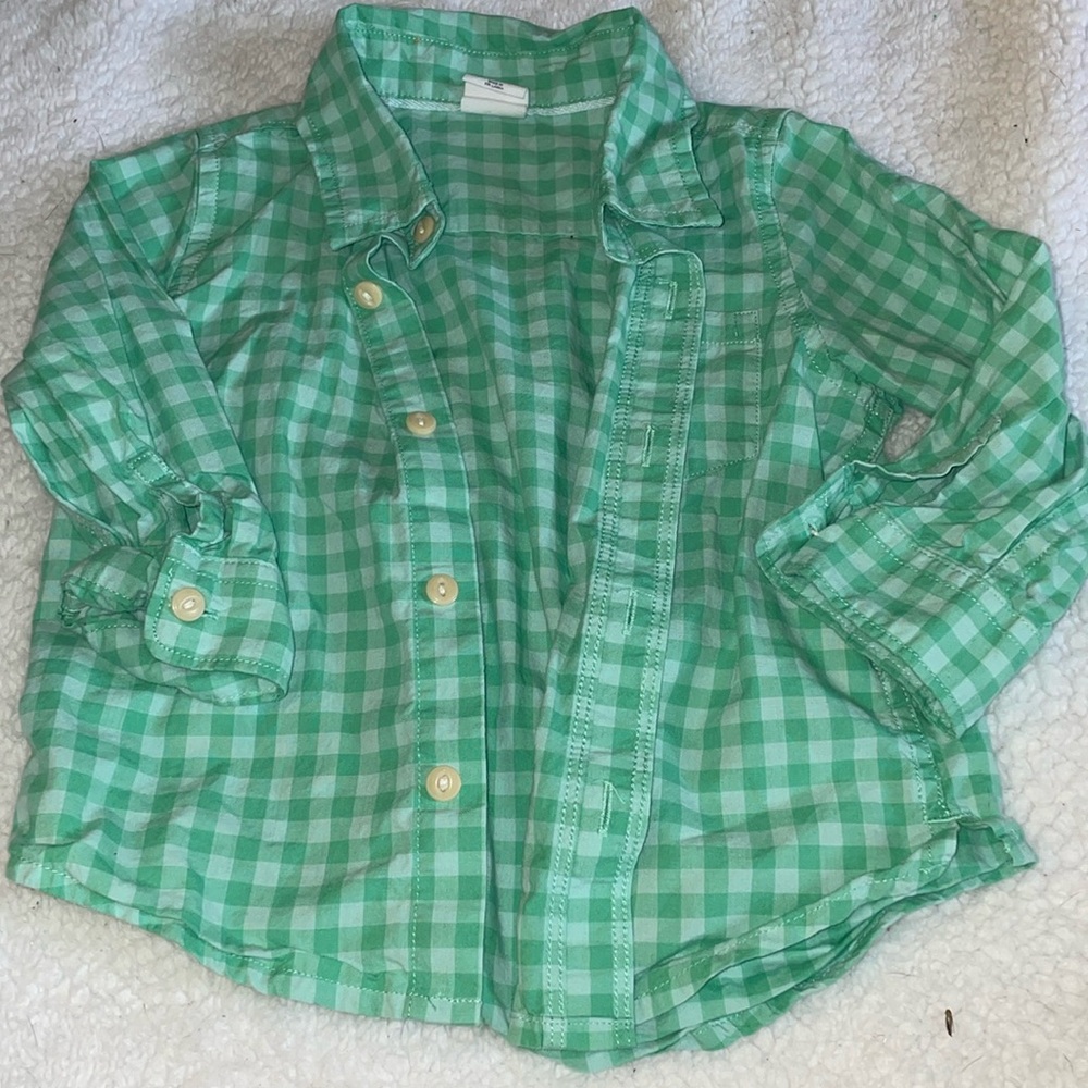 EUC baby Gap light green, plaid shirt size 12-18 months